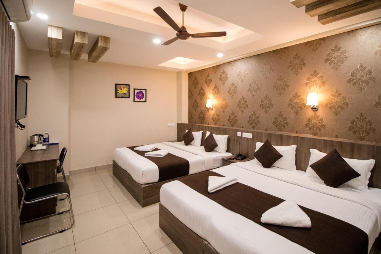 Hotel Spring Field Billets à Kochi Extérieur photo