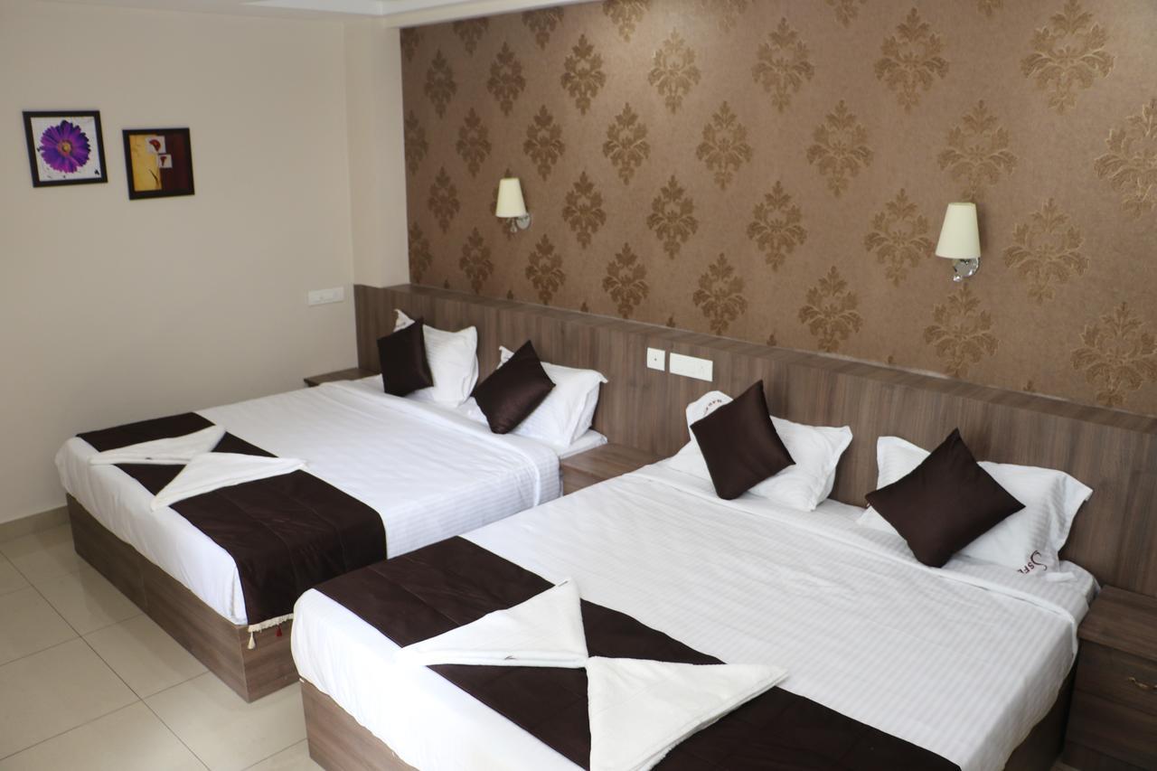 Hotel Spring Field Billets à Kochi Extérieur photo